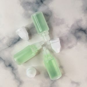 Screw Cap Sealing Plastic Dropper Bottles for Controlled Dispensing