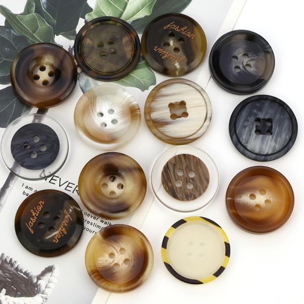 wholesale 16L 18L 20L 24L 28L dyeable 2holes/4holes polyester resin shirt button garment button