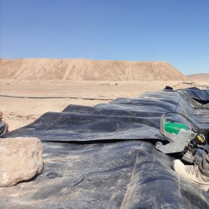 Smooth HDPE Geomembrane for Pond Liner Fish Farm Made of 100% Virgin Material