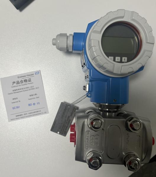 Endress Hauser PMD75 Differential Pressure Transmitter Manifold With Metal