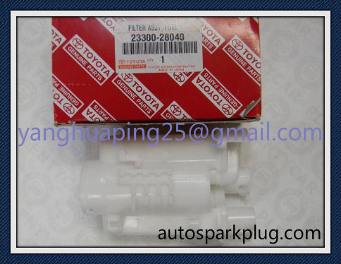 Auto Spare Part 23300-28040 Fuel Filter For Toyota