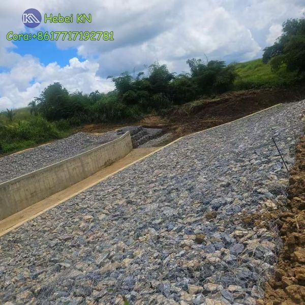 Hot Dipped Galvanized Gabion Basket Wire Mesh Gabion Mattress for River Channel