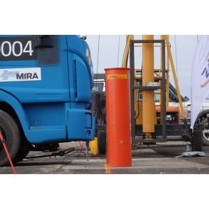 Stainless Steel Fixed Bollards 25kg Surface Mount Security Barrier