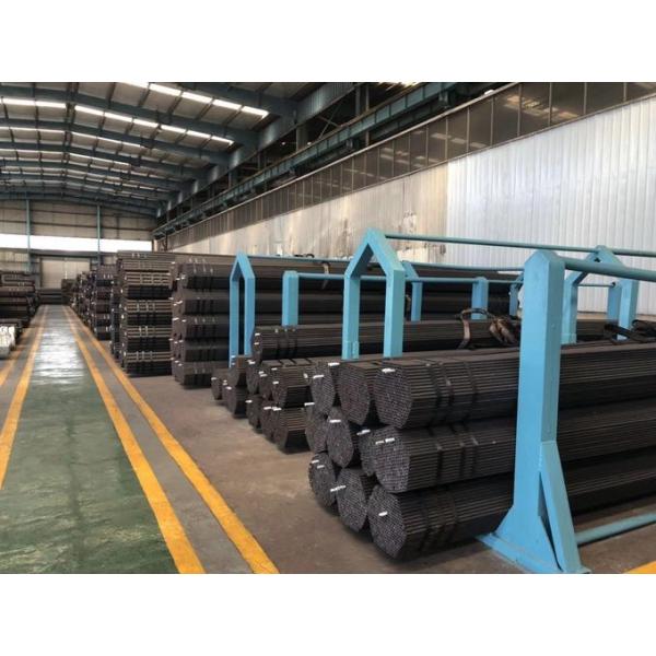 ASTM A335 P11 P22 P5 P9 Seamless Boiler Tubes Black Painting And Beveled 0