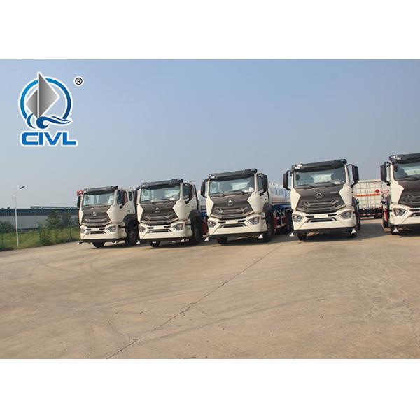 Curb Weight 6x4 20000 Liter Water Tank Truck HOWO 30000kg Payload 11970kg