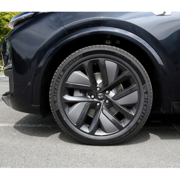 2023 Popular LI L8 Pro Extended Range Electric 6 seats SUV 2 motor Ternary lithium