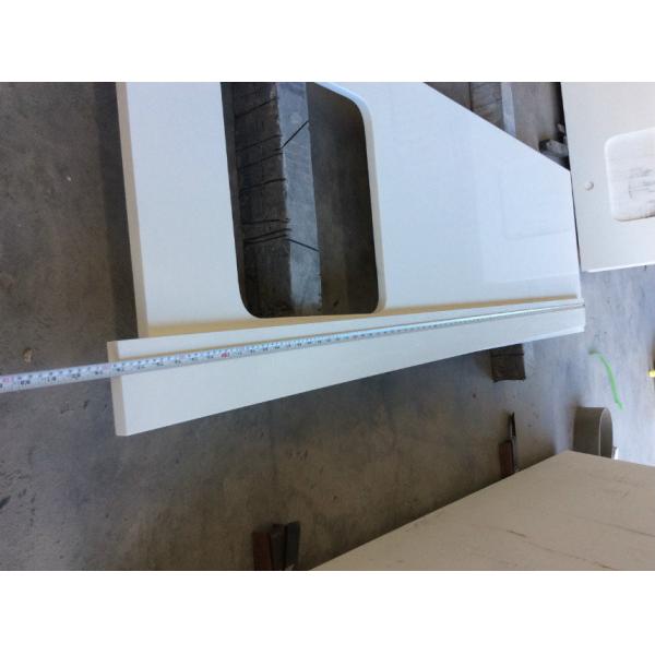 White Engineered Stone Countertop Manmade Quartz Stone Countertop Vanity Top