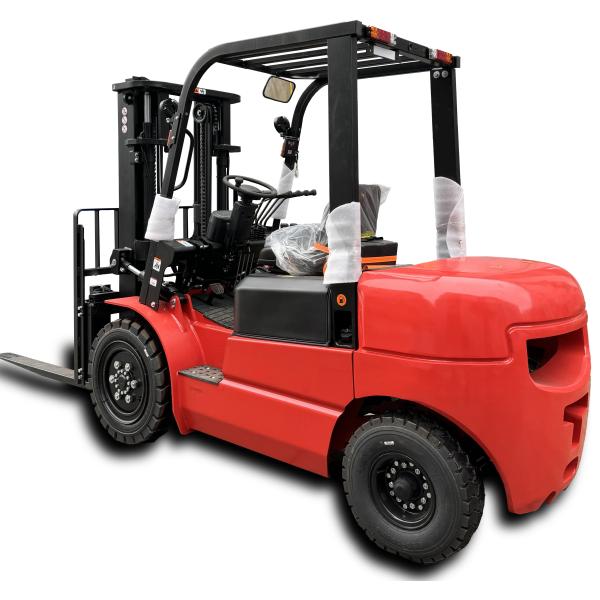 High-quality 3000kg 4 Wheel Agricultural Diesel Forklift with Side Shift CE Approved Lift 6000mm