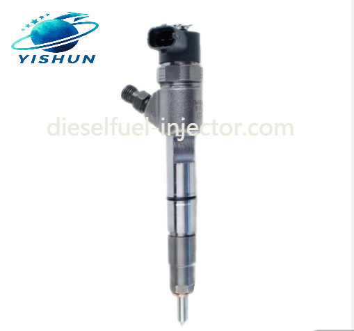 Buy Sinotruck spare part Common Rail Fuel Injector 0445120126 at wholesale prices