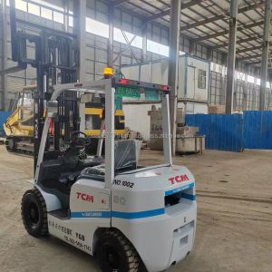 TCM YGB 3 Ton Used Forklift 2016 Year Original Hydraulic Cylinder Japan TCM Fork