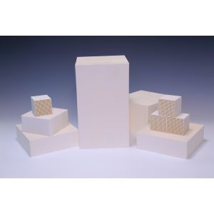 China Honeycomb Ceramic White SiO2 MgO For Industrial VOC on sale