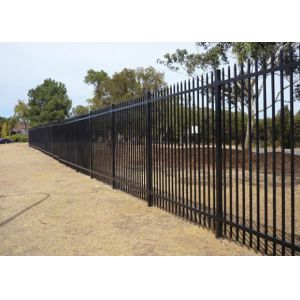 China 6ftx8ft Steel Tubular Fencing on sale