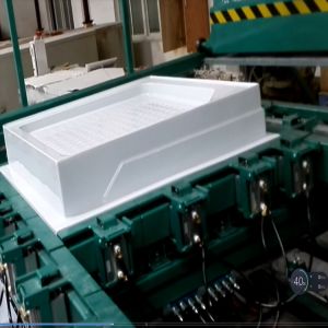 thick sheet vacuum forming machine