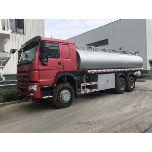 Sinotruk LHD Oil Fuel Tanker Truck 400L 20cbm 371HP