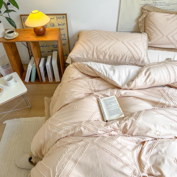 2024 Luxury Bohemian Princess Tassels Jacquard Duvet Cover Set with Customized Logo