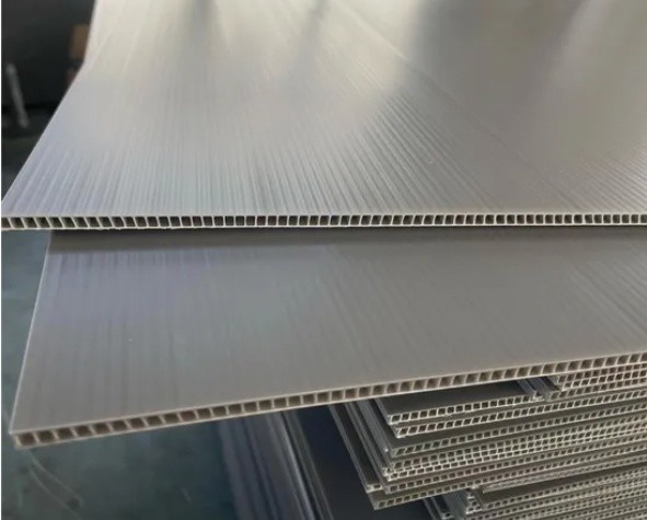 4 Feet Width PP Hollow Sheet Corrugated Plastic Panel for Advertising Water Resistant