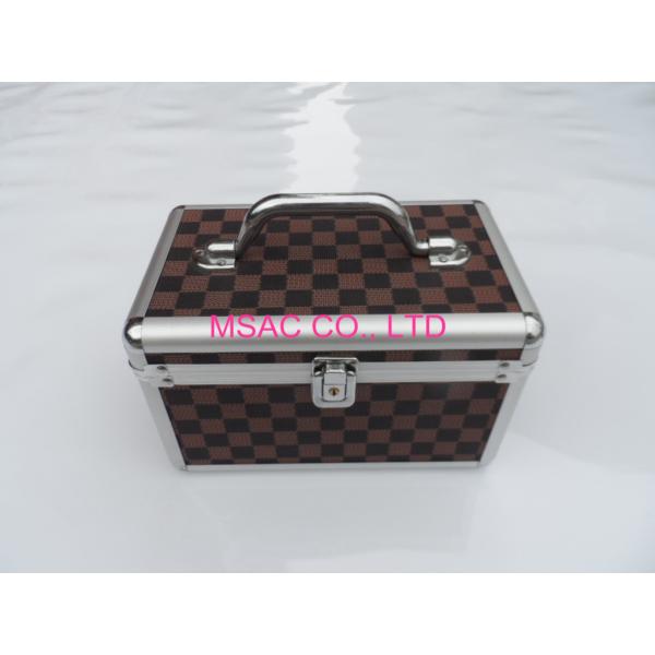 Buy Waterproof Aluminum Hard Makeup Case , Portable Aluminium Cosmetic Case at wholesale prices