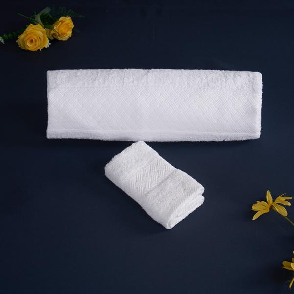Buy Home Cotton Star Jacquard Bath Towels Hotel Bed Sheet Rectangular Yarn Dyed at wholesale prices