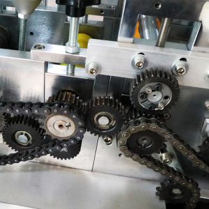 Non Woven Meltblown Mask Machine , CE Elastic Earloop Mask Machine