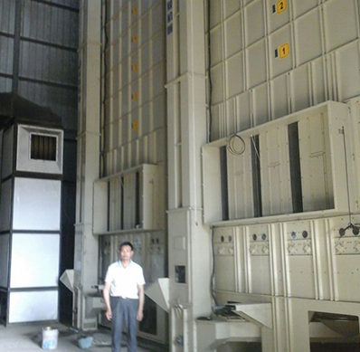High Performance Circulating Grain Dryer 30 Ton Per Batch For Farms / Food Stations