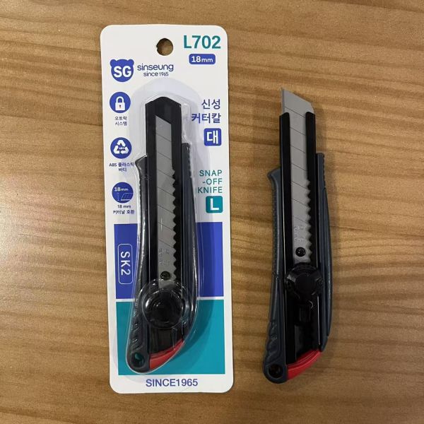 Aluminum Handle Utility Knife Lightweight and Robust Cardboard Cutter Tool for