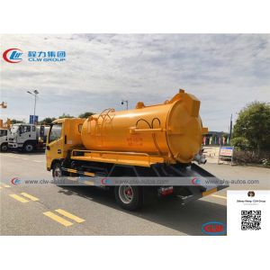 Dongfeng Duolicar 4x2 4000 Liters Vacuum Sewage Suction Truck