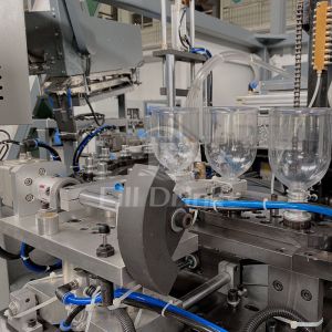 2 Cavity Semi Automatic Pet Bottle Blowing Machine 2200-2800BPH