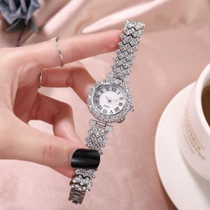 28mm Women Quartz Wrist Watch SL68 Movement Water Flashing Plating