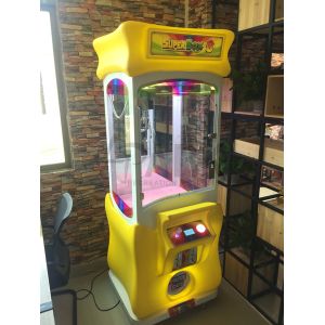 Coin - Operated Clip Doll Crane Game Machine / Entertainment Equipment