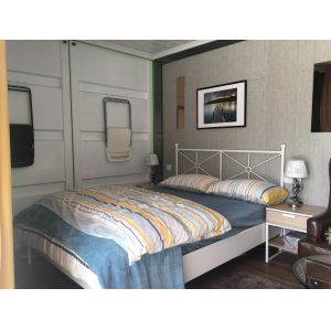 Hotel Style Expandable Shipping Container House Living With KitchenToliet