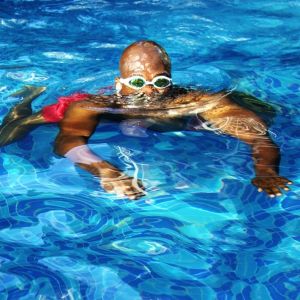 Bluetooth Earphone Mini Stereo Headset in Ear Earbuds Microphone Wireless