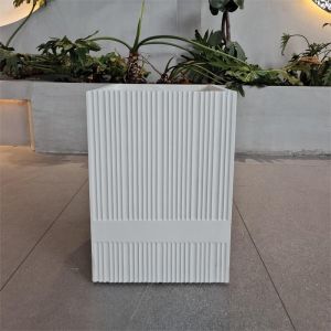 Frost Resistant Character Fiber Clay Planter Hand Carve Finishing For Lightweigh