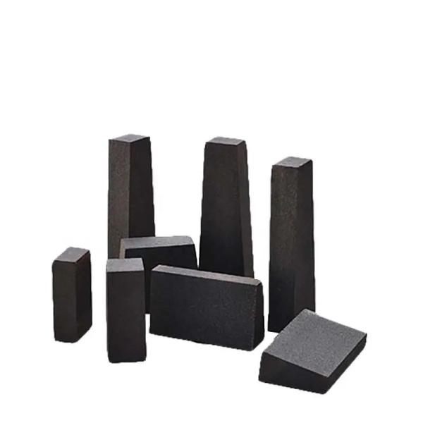 Buy High Cr2o3 Magnesite Chrome Brick With High Density Punching at wholesale prices