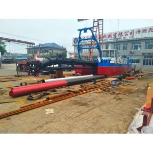 Model 12 Inch Sand Dredger Is Pumping Sand And Selecting Gold In African Rivers