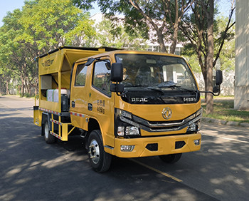 Buy Professional Highway Maintenance Truck With Dedicated Device And Side Protection at wholesale prices