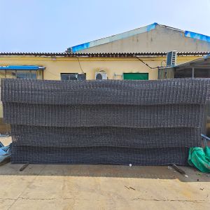 Ce Certificated Square Hole Welded Mesh Panel Technique for Heavy Duty Chicken