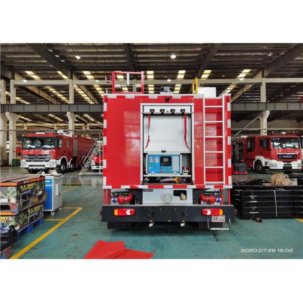 4×2 Drive Small Water Tanker Fire Truck with 5 seats in Cab and 2000L Tender