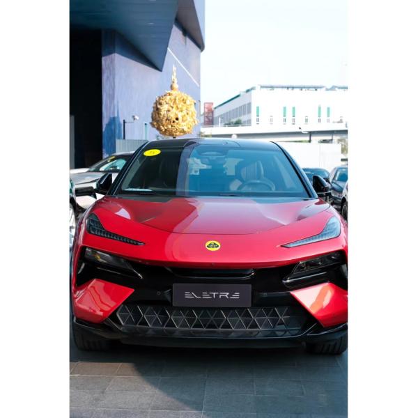 Lotus Eletre R 15.1" LCD Meter Adult Electric Vehicle with 15 Speakers 11 Exterior Cameras and AR-HUD Charging Pile