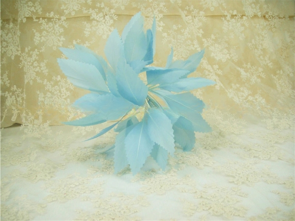 Exquisite Craftsmanship Goose Feather Flower Mount with Wire Accessory