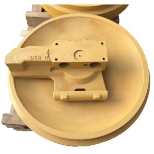 OEM Construction Machinery Bulldozer Undercarriage D4h Idler with Casting