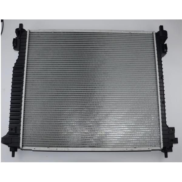 Customized Car Fitment Cadillac SRX 20926497 Aluminum Radiator with Plastic Water Tank