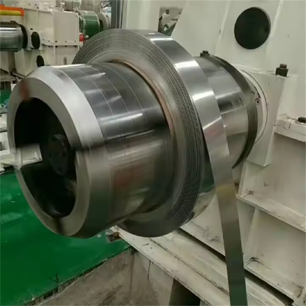 AISI 316L Stainless Steel Coil Strip 0.1mm-2mm High Gloss Custom Length