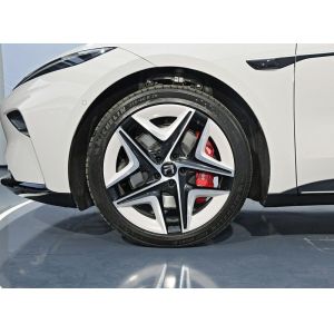 Pure Electric Vehicle Feifan F7 Comes With Free Battery Charging And Swapping