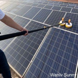 Aluminum Alloy Pole Material Solar Panel Cleaning Brush for Optimal Physical