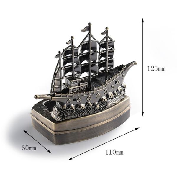 Sailboat Design 125*110*60mm Metal Pocket Ashtray Dust Proof