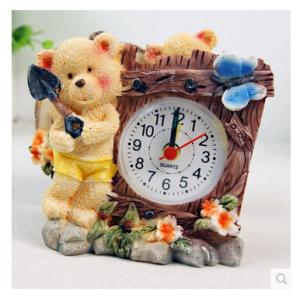 Quality New creative gift product bear resin alarm clock toy for sale