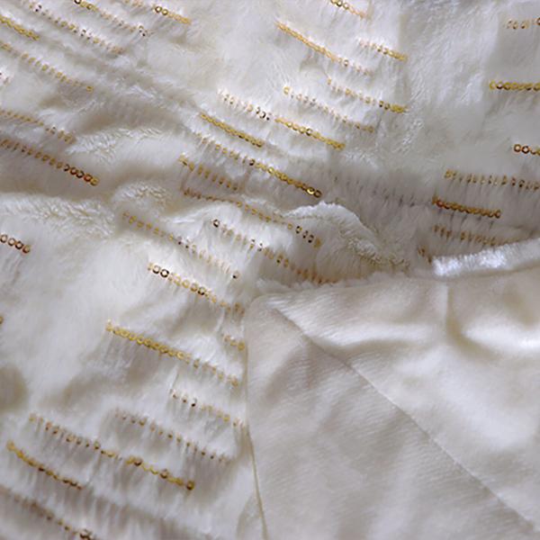 Stylish Faux Fur Throw Blanket Nondisposable Luxury Embroidered Minky Throw Blankets