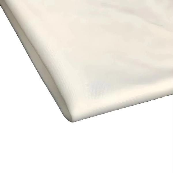 58/60" Width Sustainable 100% Polyester Lining 210T Taffeta Color Fabric Customized
