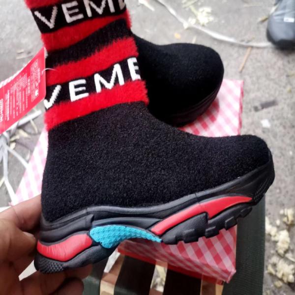 Buy Kid'S Fashion Shoes at wholesale prices