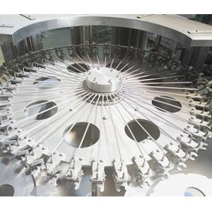 Manufacturing Plant Auto Liquid Filling Machine 2000BPH Capacity